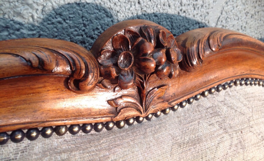 FRENCH  CARVED WALNUT SALON SUITE View IV