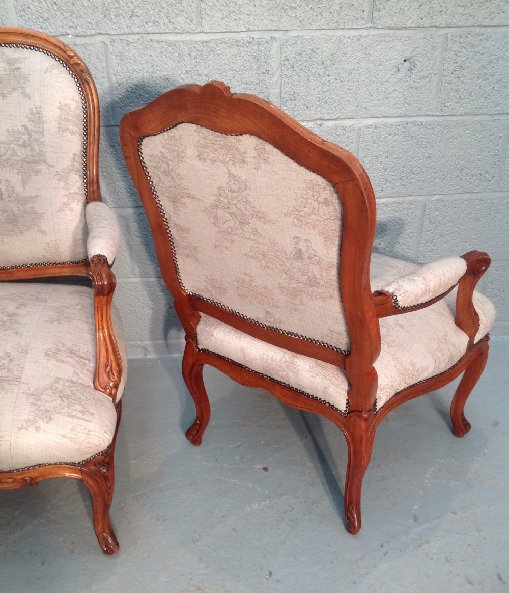 FRENCH  CARVED WALNUT SALON SUITE View V