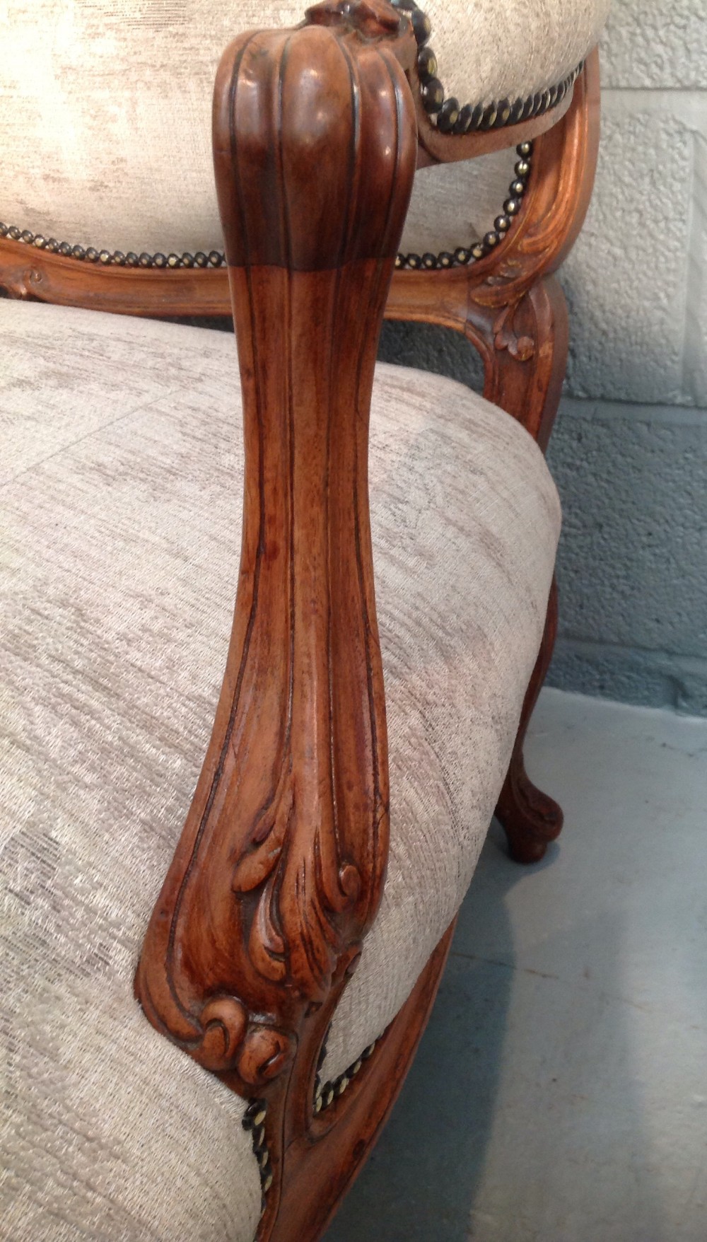 FRENCH  CARVED WALNUT SALON SUITE View VI