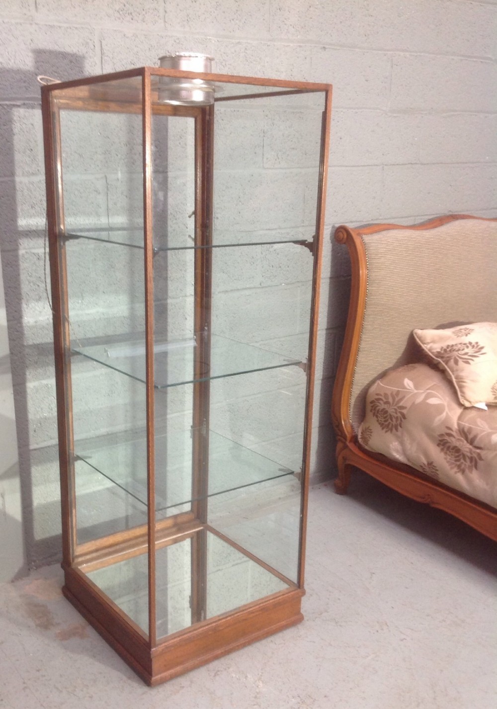 ART DECO OAK SHOP FITTING View VI
