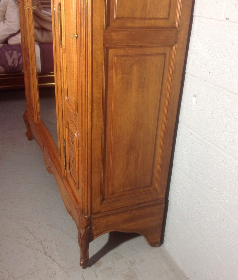 CARVED OAK FRENCH ARMOIRE View IX
