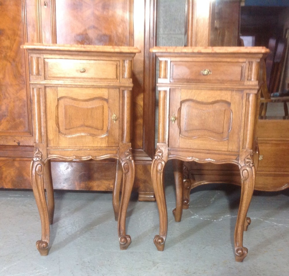 PAIR OF FRENCH OAK BEDSIDE CABINETS View II