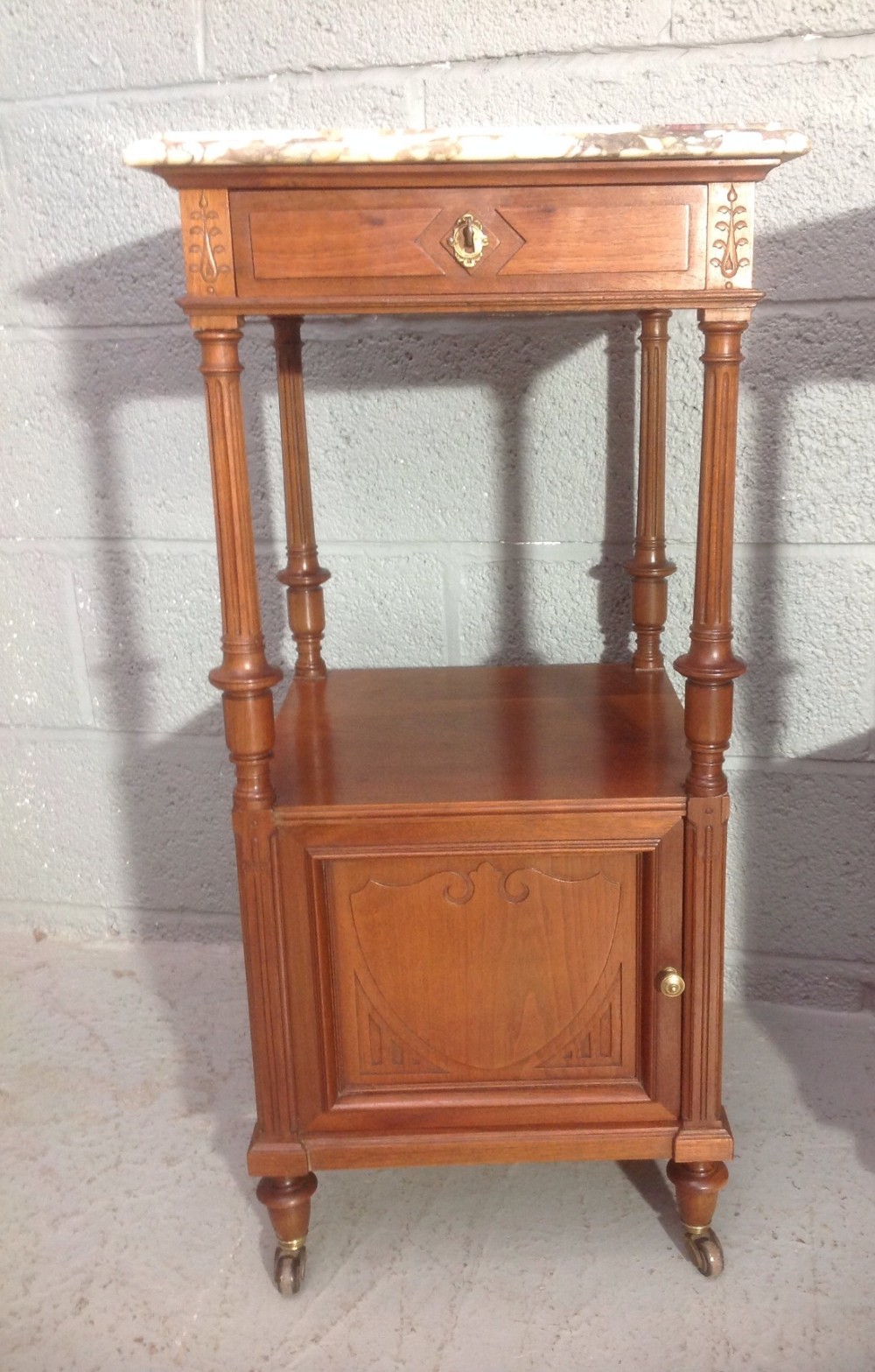 PAIR OF FRENCH WALNUT BEDSIDE CABINETS.  View II