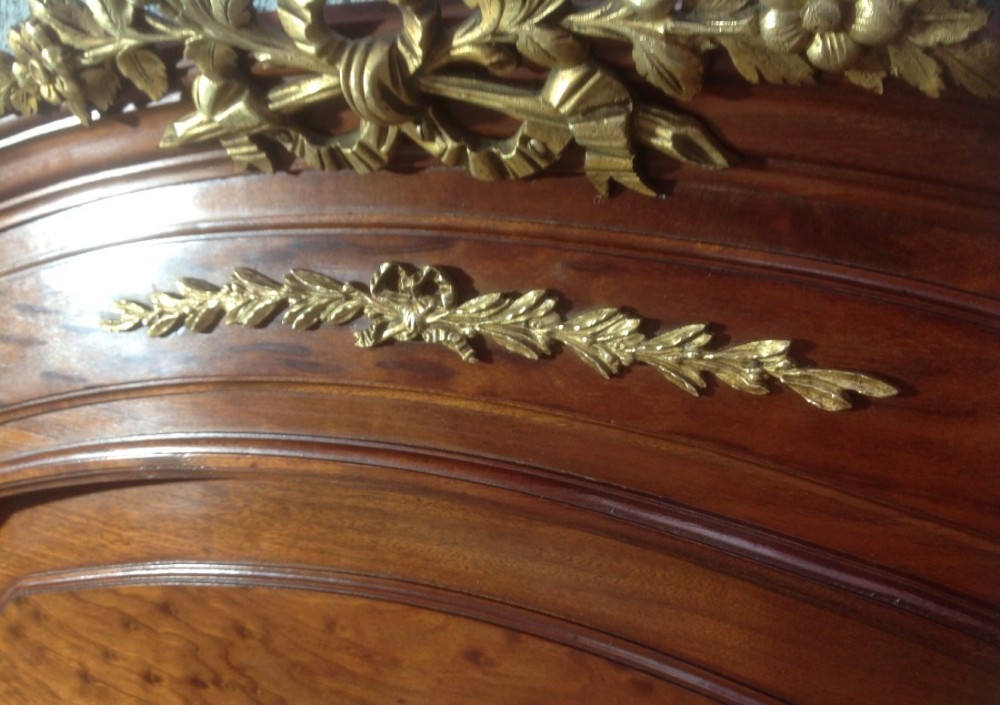FRENCH MAHOGANY AND BRASS  BED View VIII