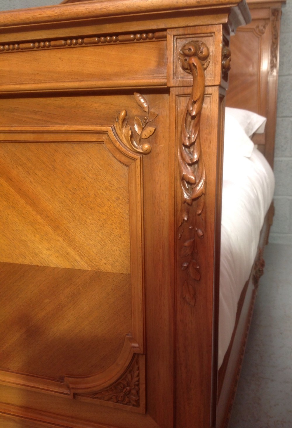 MAHOGANY FRENCH KINGSIZE BED 1600 WIDE View VII