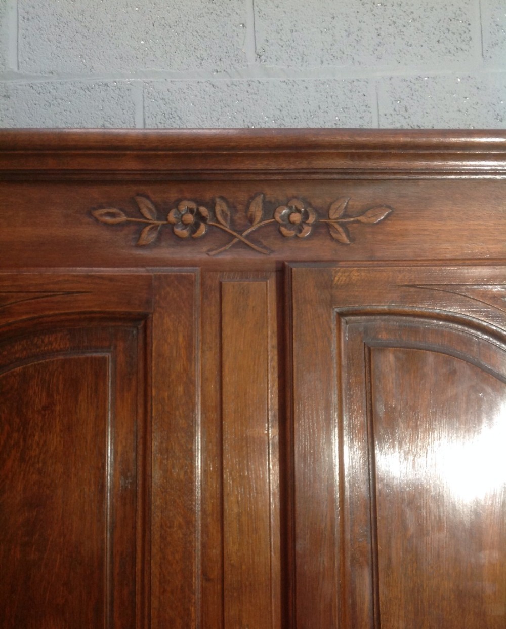 CARVED OAK FRENCH ARMOIRE View VI