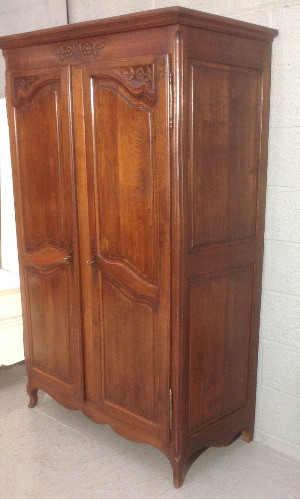 CARVED OAK FRENCH ARMOIRE View VII