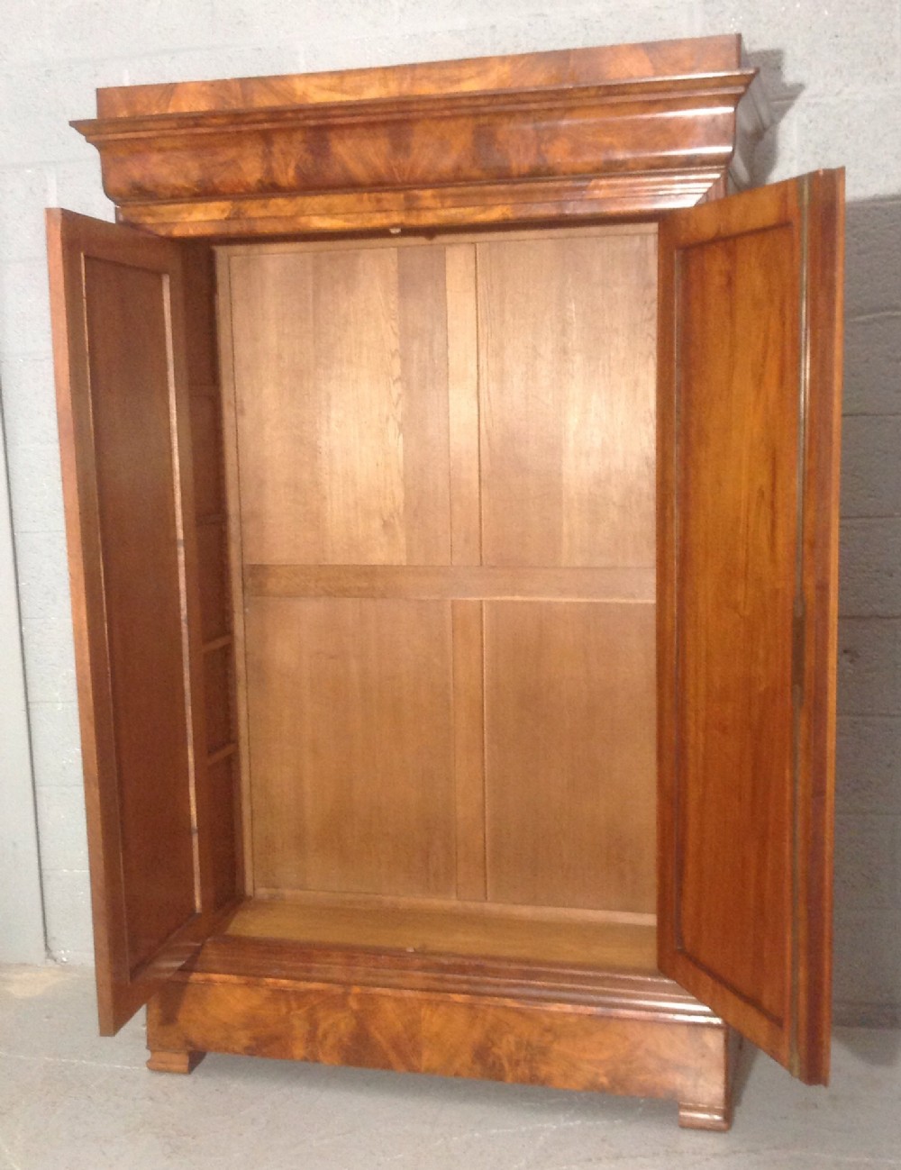 WALNUT FRENCH CUPBOARD View II