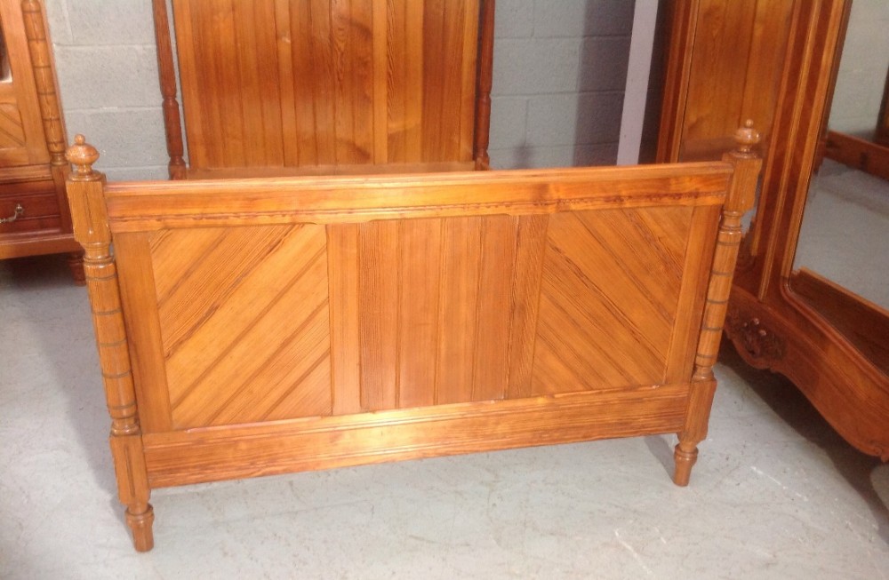 FRENCH PITCH PINE BEDROOM SUITE View VI