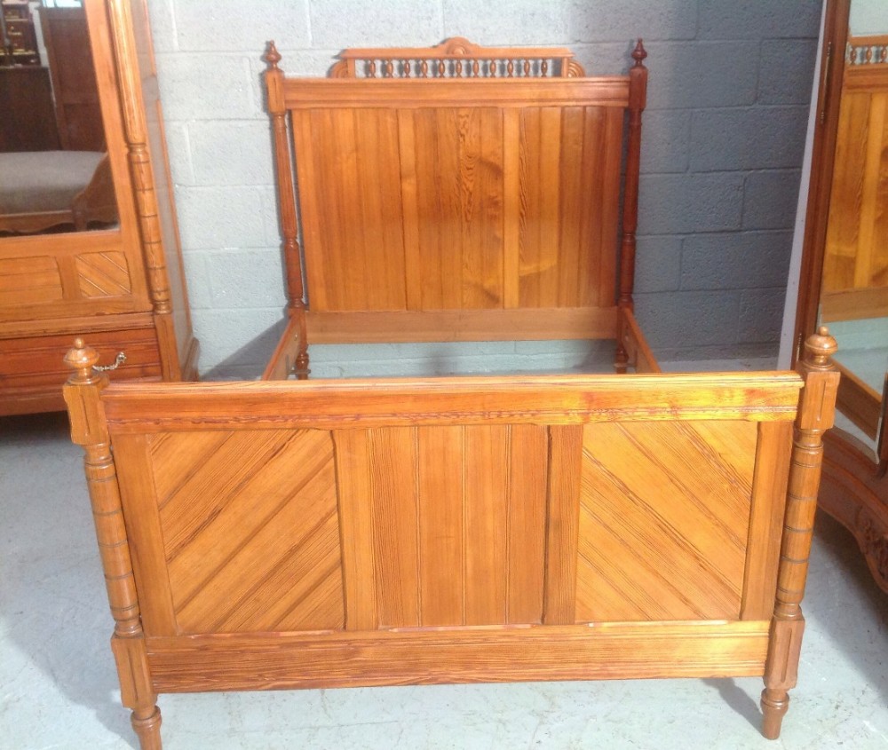 FRENCH PITCH PINE BEDROOM SUITE View VII
