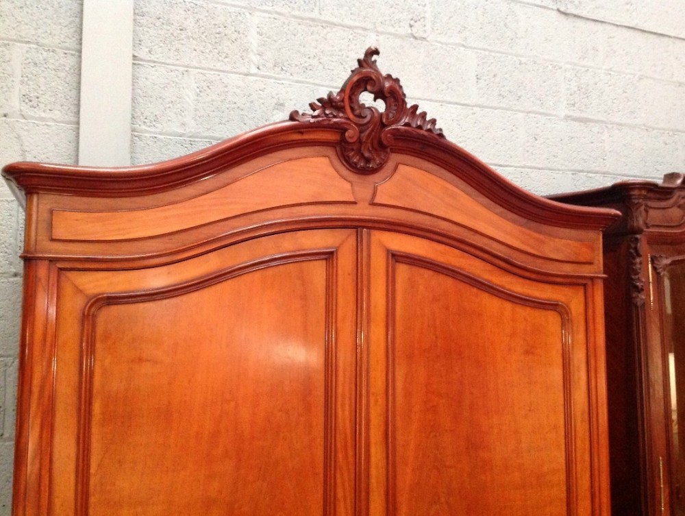 FRENCH MAHOGANY ARMOIRE View VIII