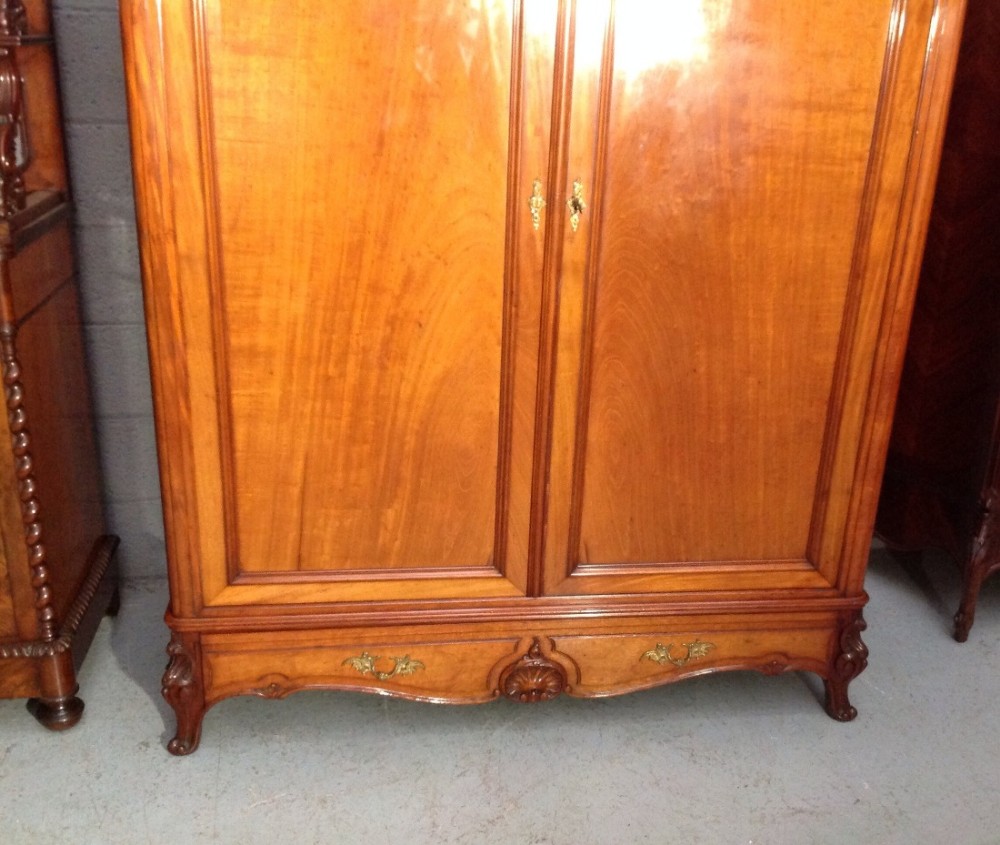 FRENCH MAHOGANY ARMOIRE View IX