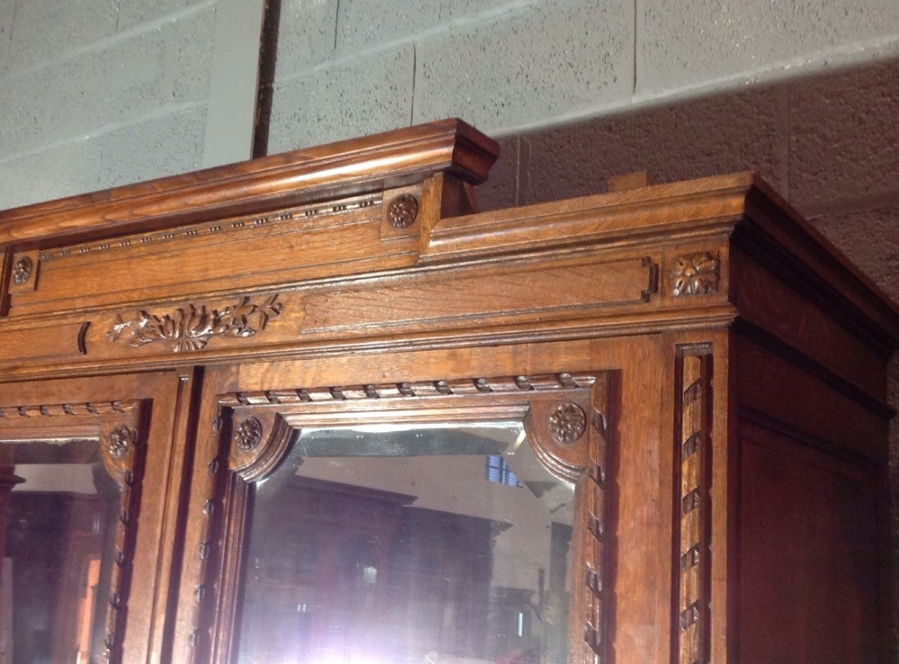 LARGE FRENCH OAK ARMOIRE View V