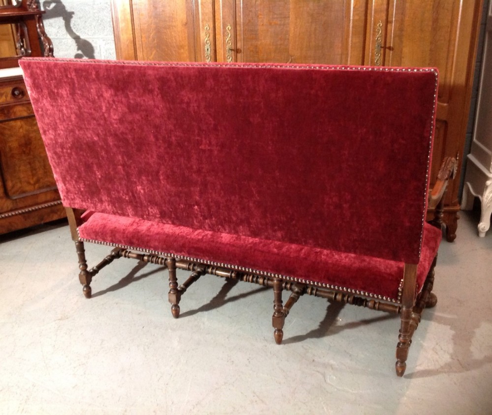 CARVED FRENCH WALNUT BENCH View VII