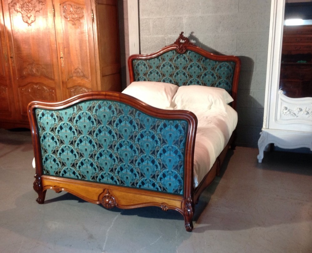 upholstered french mahogany bed - CATEGORY: ANTIQUE BEDS - DATED 1910