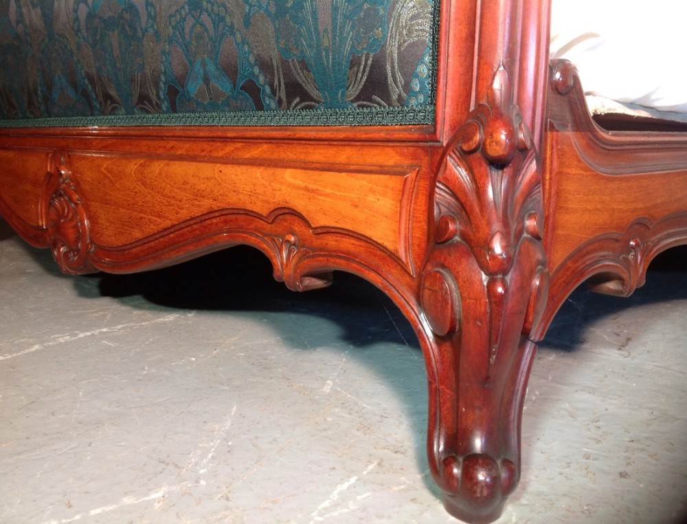 UPHOLSTERED FRENCH MAHOGANY BED View X