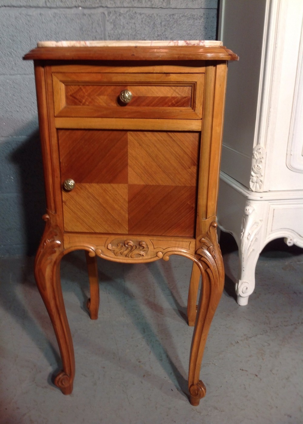 PAIR OF FRENCH WALNUT BEDSIDE CABINETS View II