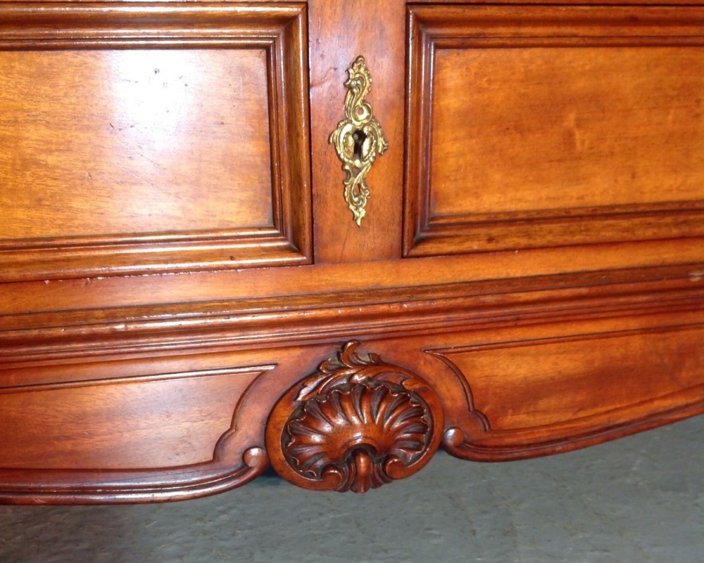 FRENCH MAHOGANY MARBLE TOP WASHSTAND View VI