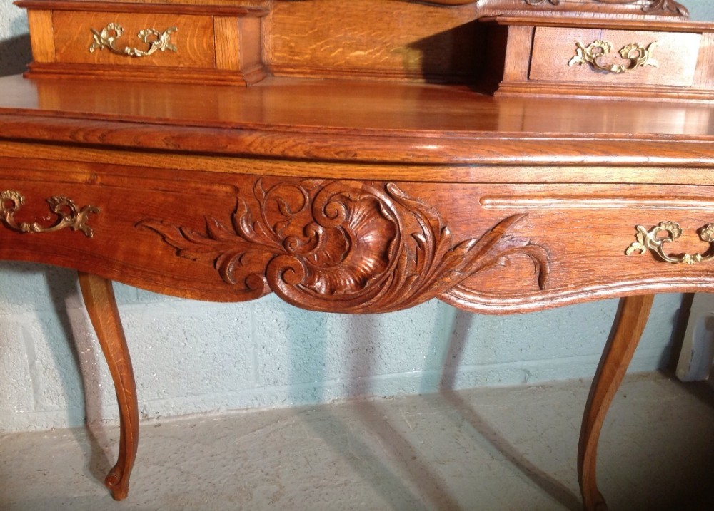 CARVED OAK FRENCH DRESSING TABLE View II