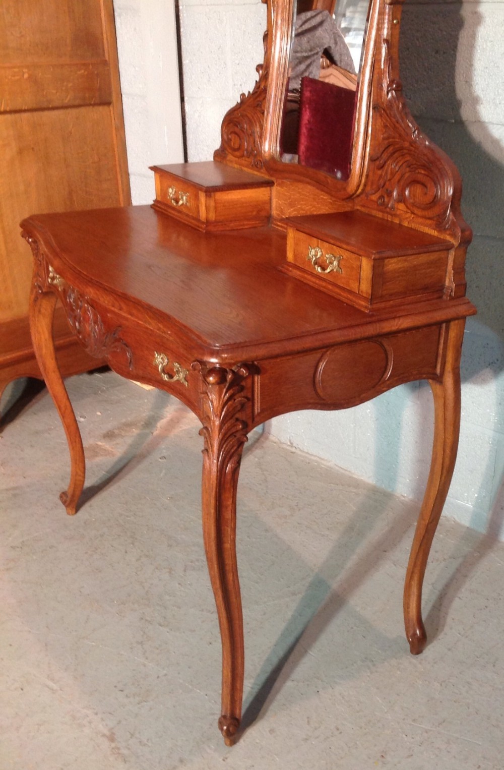 CARVED OAK FRENCH DRESSING TABLE View VI