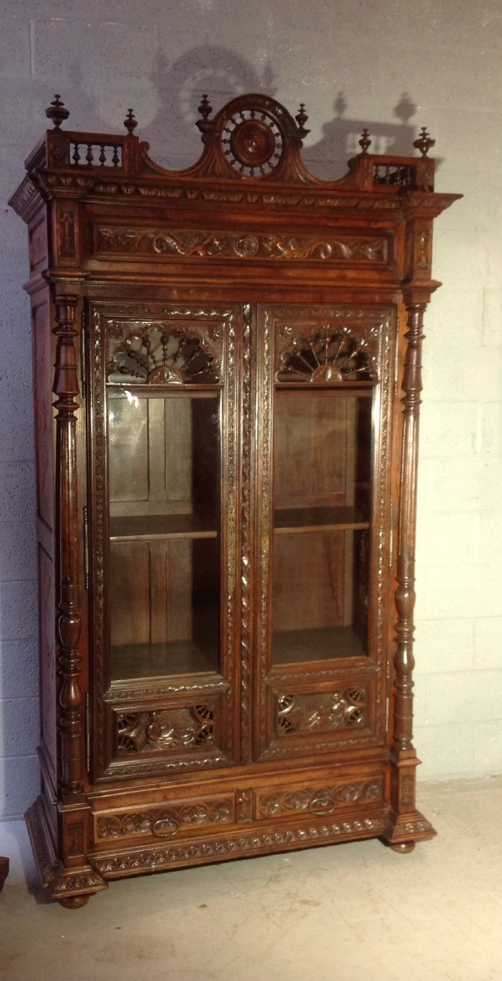 OUTSTANDING CARVED OAK BRETON BOOKCASE  View XI