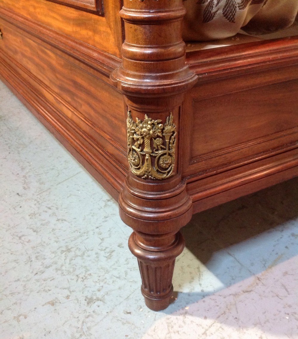 FRENCH MAHOGANY KINGSIZE BED View VII