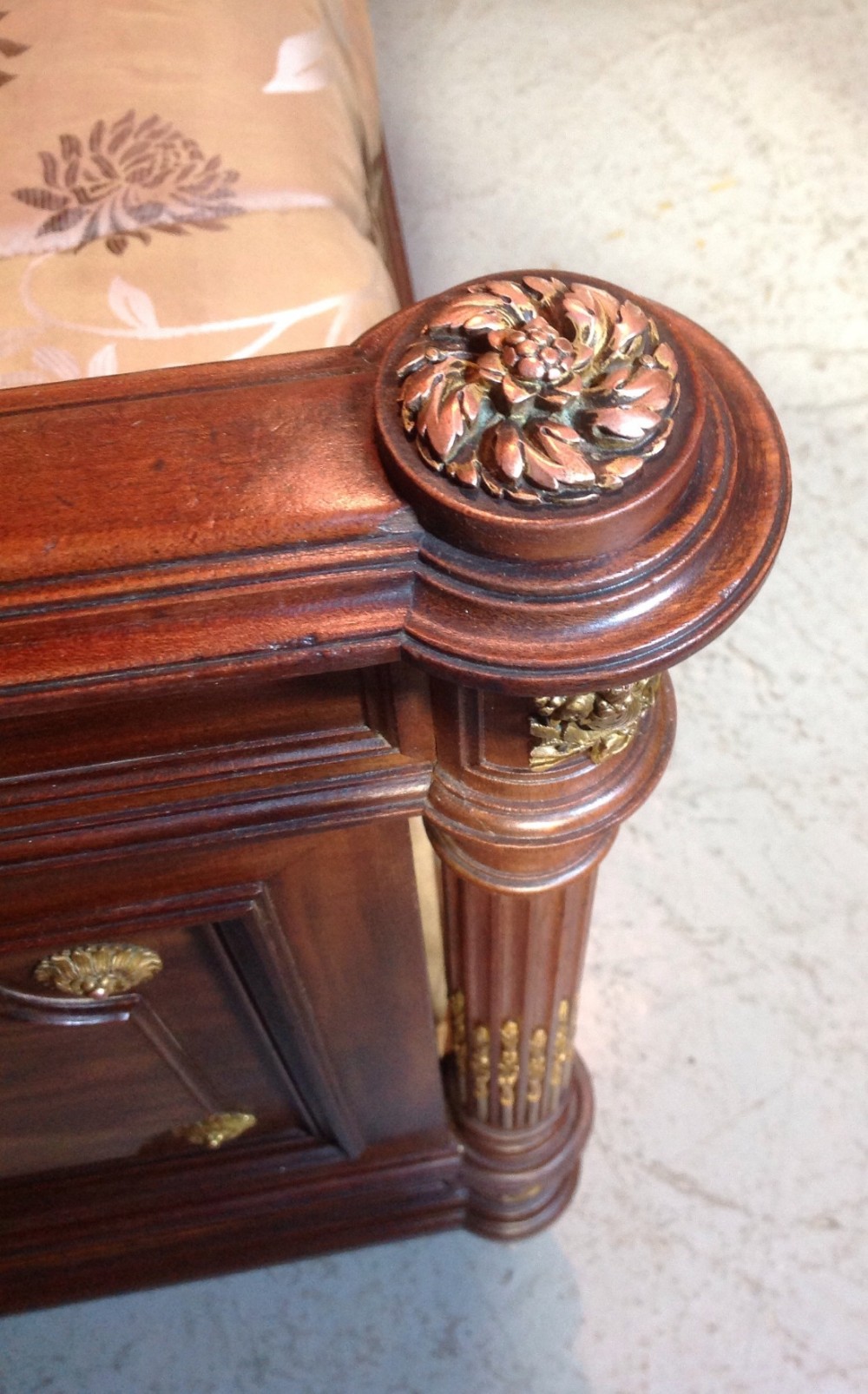 FRENCH MAHOGANY KINGSIZE BED View VIII