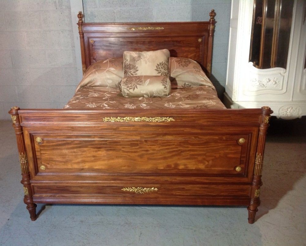 FRENCH MAHOGANY KINGSIZE BED View XV