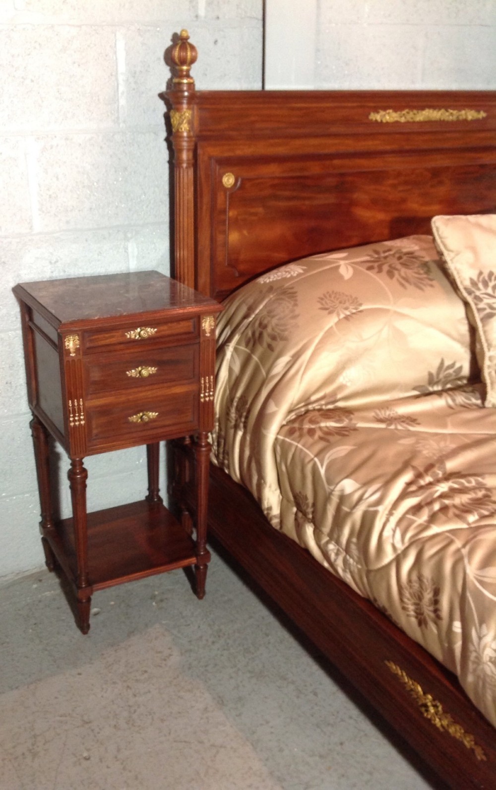 PAIR OF MAHOGANY BEDSIDE CABINETS View III