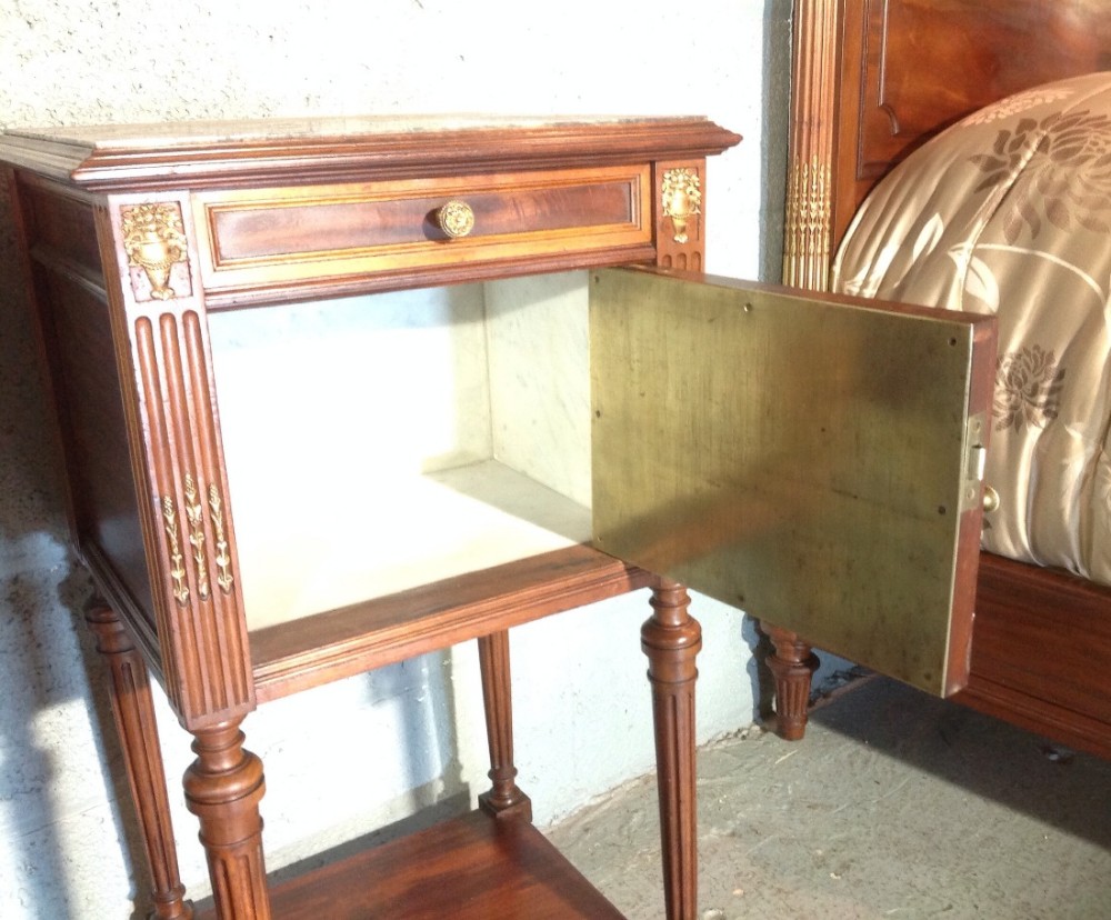 PAIR OF MAHOGANY BEDSIDE CABINETS View XI