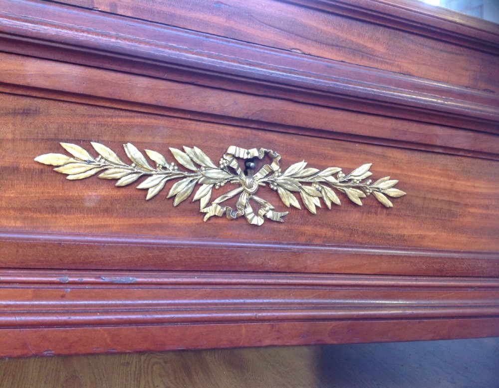 LARGE FRENCH MAHOGANY ARMOIRE  View IV