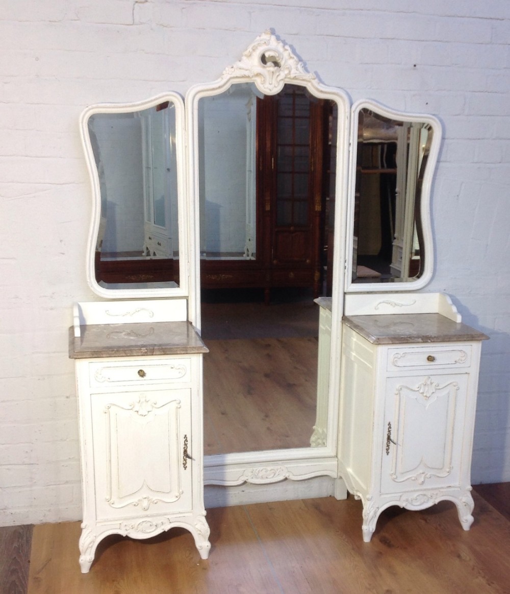 FRENCH PAINTED DRESSING TABLE View III