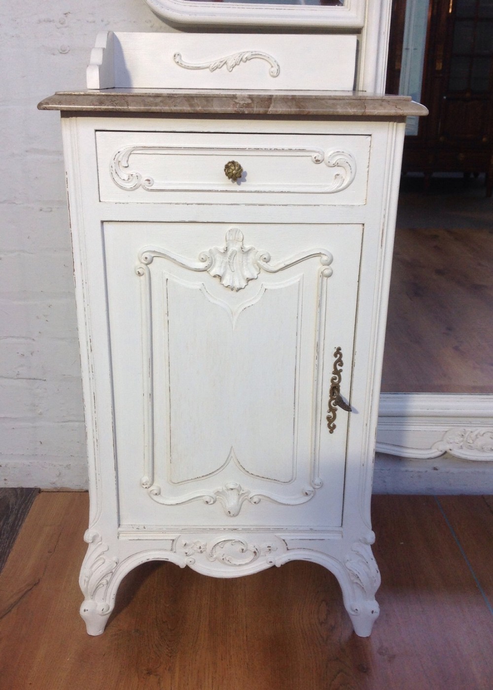 FRENCH PAINTED DRESSING TABLE View IV