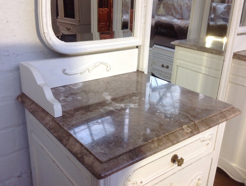 FRENCH PAINTED DRESSING TABLE View IX