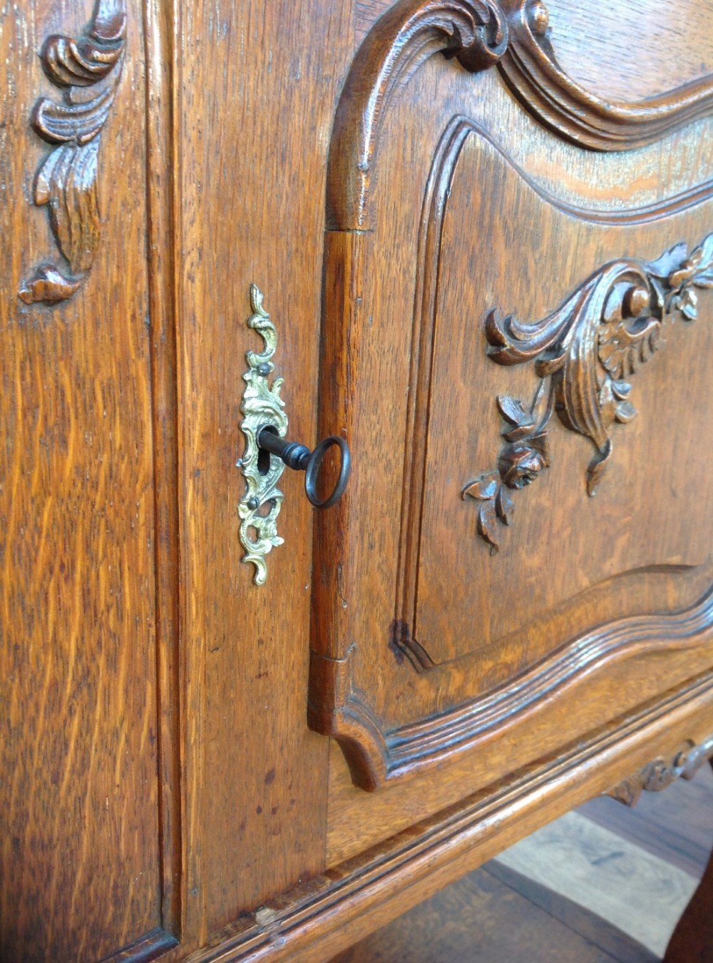 FRENCH OAK CARVED SERVER SIDEBOARD View X