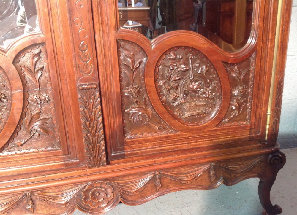 CARVED WALNUT FRENCH ARMOIRE View V