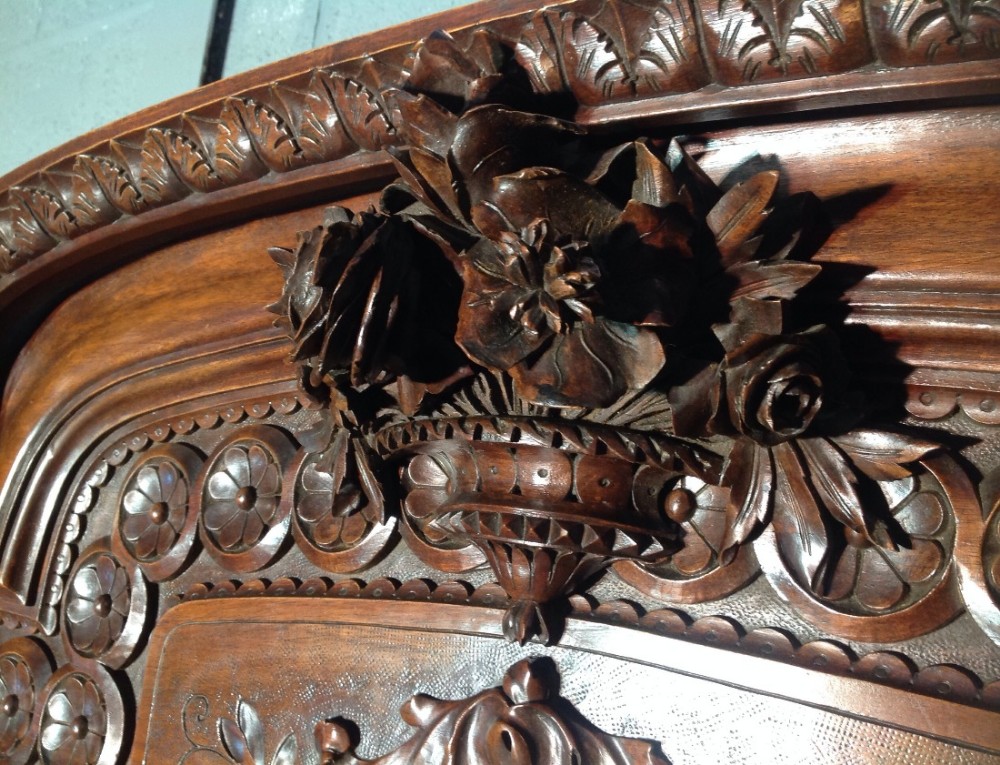 CARVED WALNUT FRENCH ARMOIRE View VIII