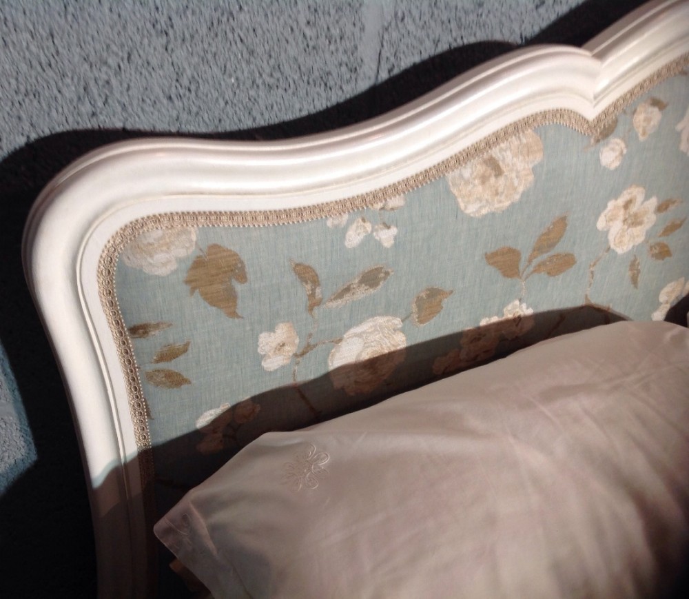FRENCH KINGSIZE UPHOLSTERED BED View IX