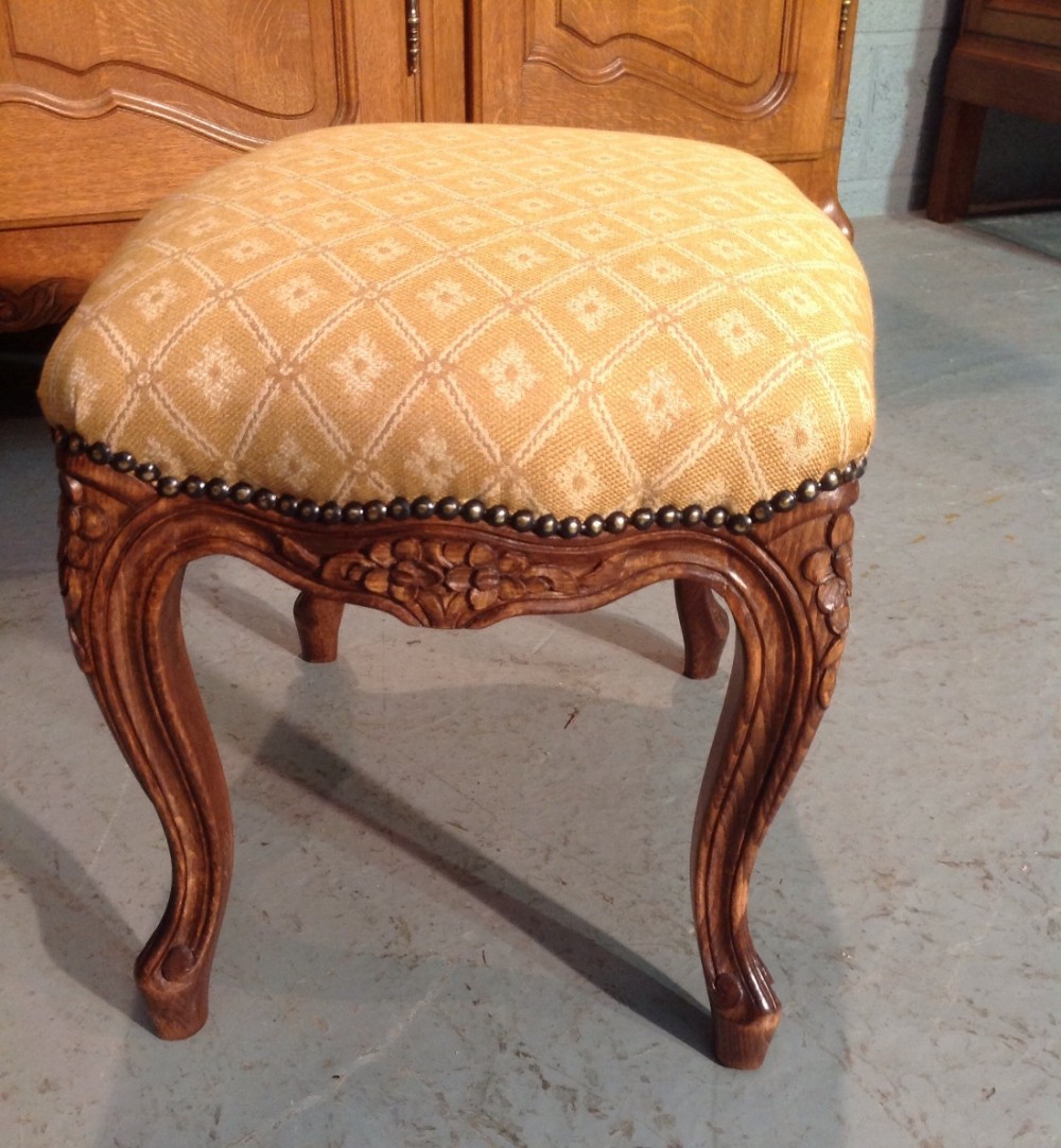 FRENCH WALNUT STOOL View III