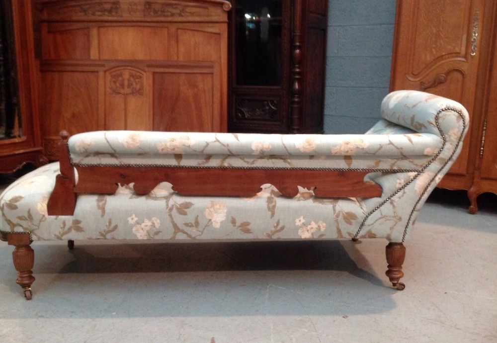NEWLY UPHOLSTERED WALNUT CHAISE LONG View IX