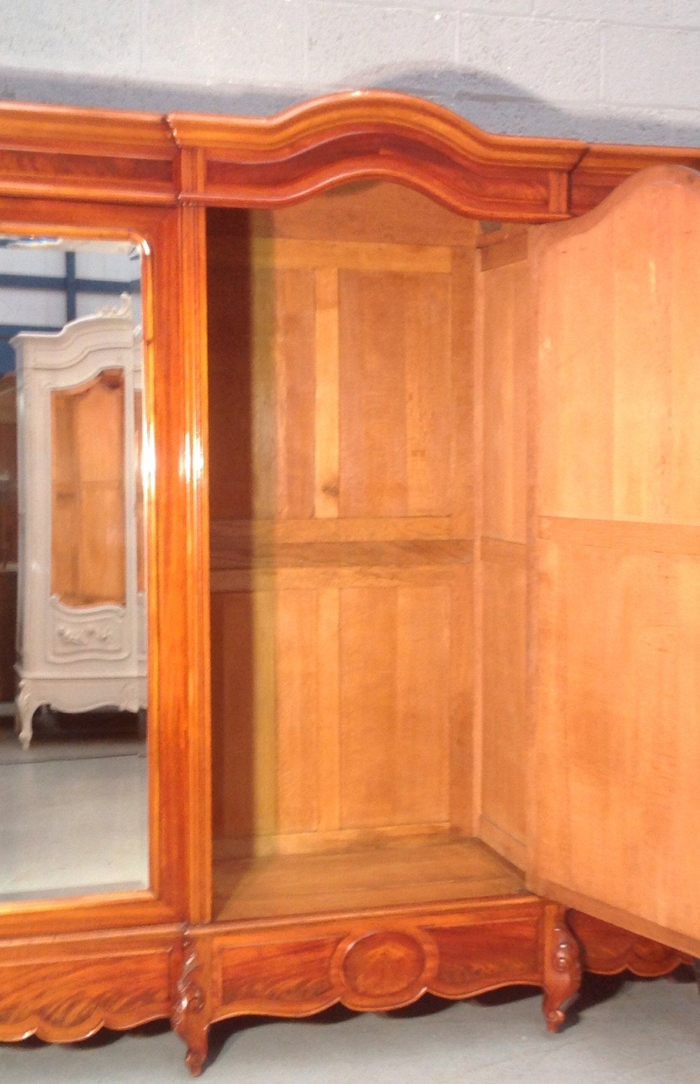 LARGE FRENCH MAHOGANY BREAKFRONT ARMOIRE View III