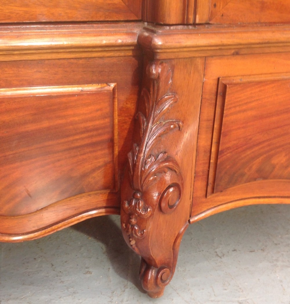 LARGE FRENCH MAHOGANY BREAKFRONT ARMOIRE View X