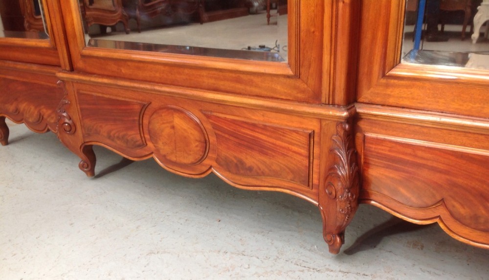 LARGE FRENCH MAHOGANY BREAKFRONT ARMOIRE View XII
