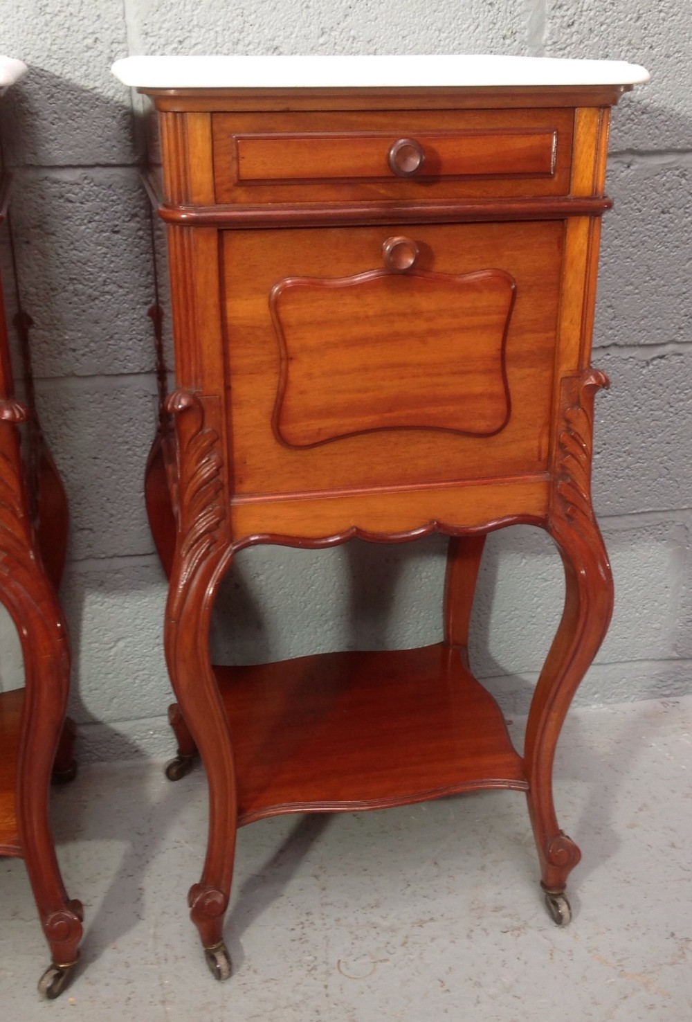 OUTSTANDING PAIROF FRENCH MAHOGANY BEDSIDE CABINETS View XIV