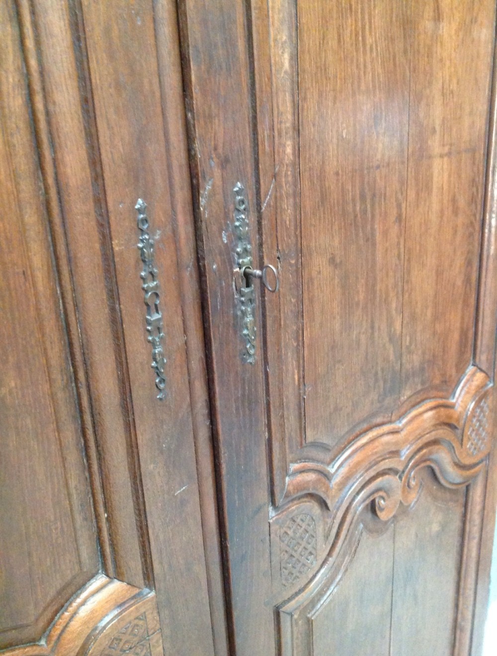 PAIR OF FRENCH OAK CUPBOARD DOORS View IV