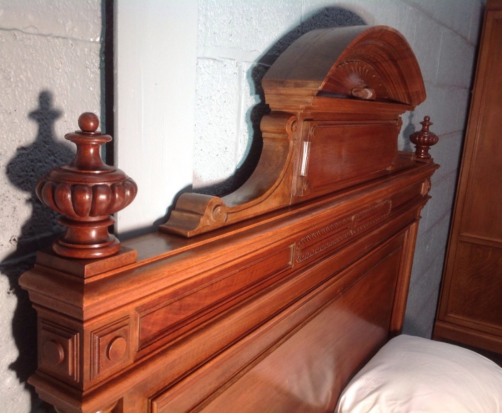 OUTSTANDING FRENCH WALNUT SUPER KINGSIZE BED  View XI