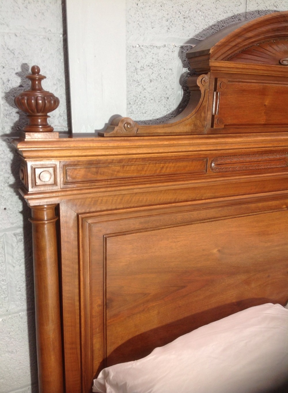 OUTSTANDING FRENCH WALNUT SUPER KINGSIZE BED  View XIV