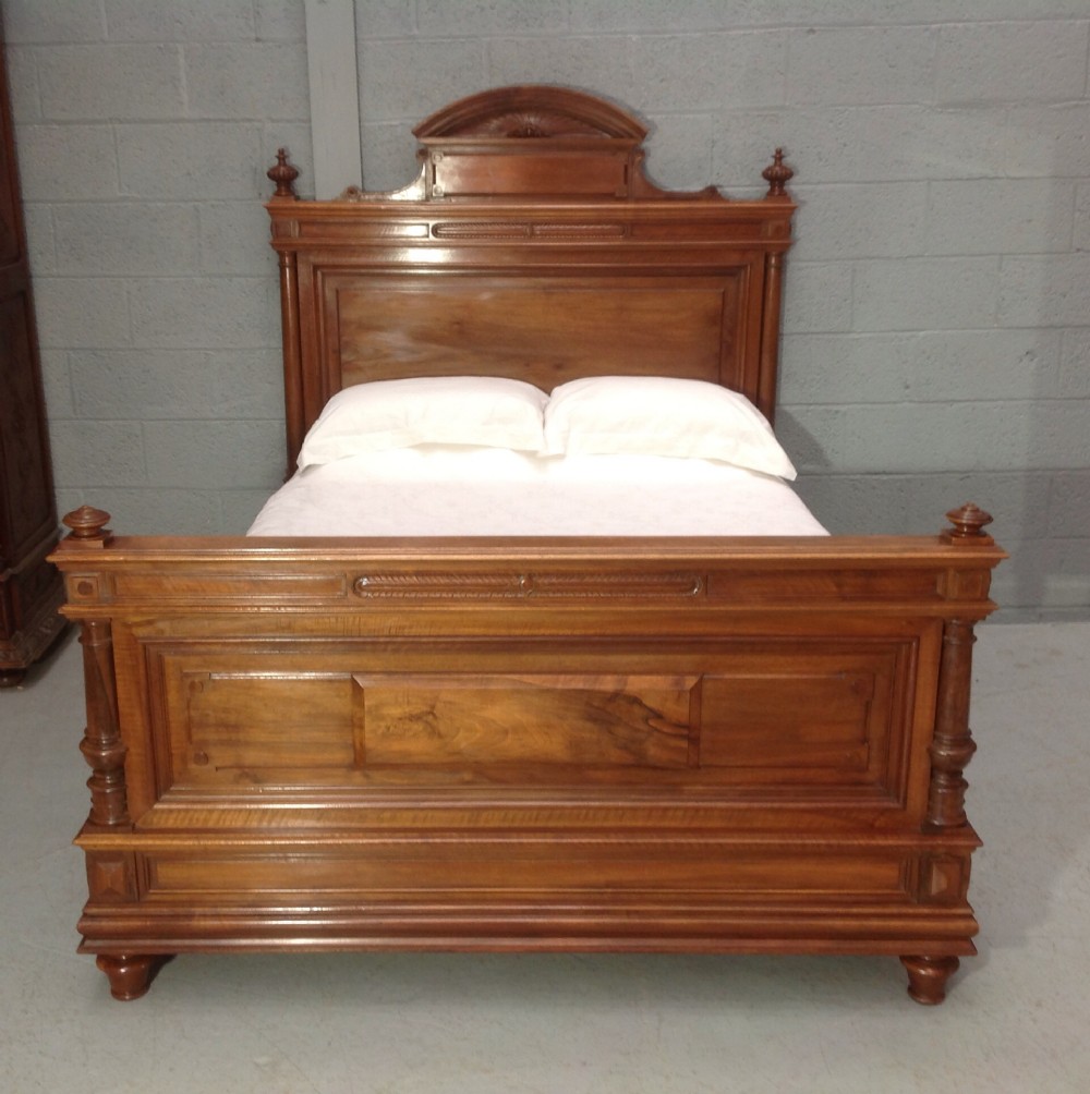 OUTSTANDING FRENCH WALNUT SUPER KINGSIZE BED  View XV