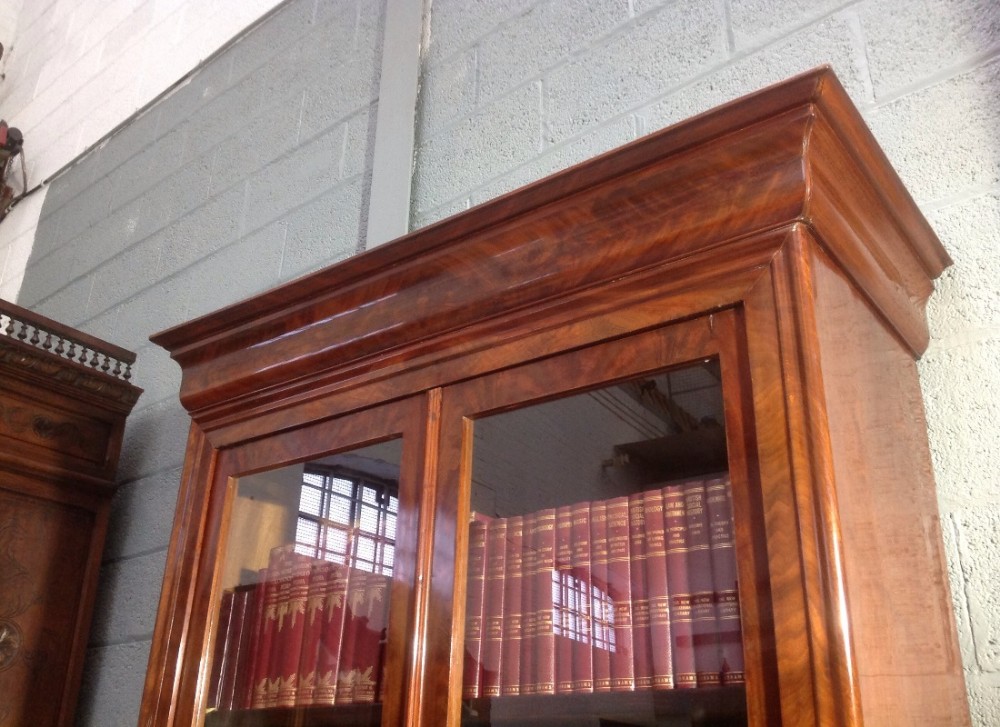 FRENCH MAHOGANY GLAZED BOOKCASE View X