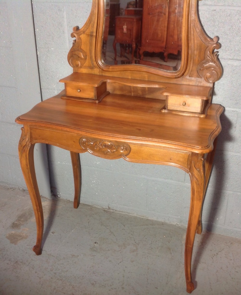 CARVED WALNUT FRENCH DRESSING TABLE  View II